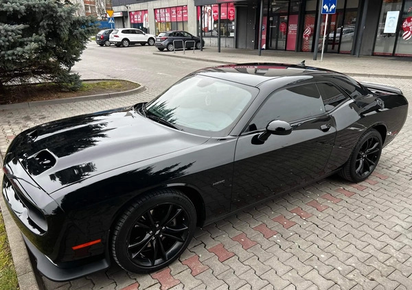 Dodge Challenger cena 120000 przebieg: 192000, rok produkcji 2017 z Lublin małe 46